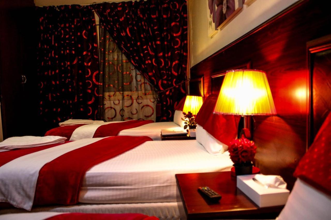 דובאי Karoon Hotel מראה חיצוני תמונה