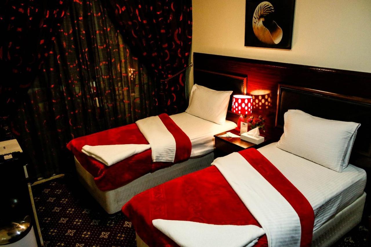 דובאי Karoon Hotel מראה חיצוני תמונה