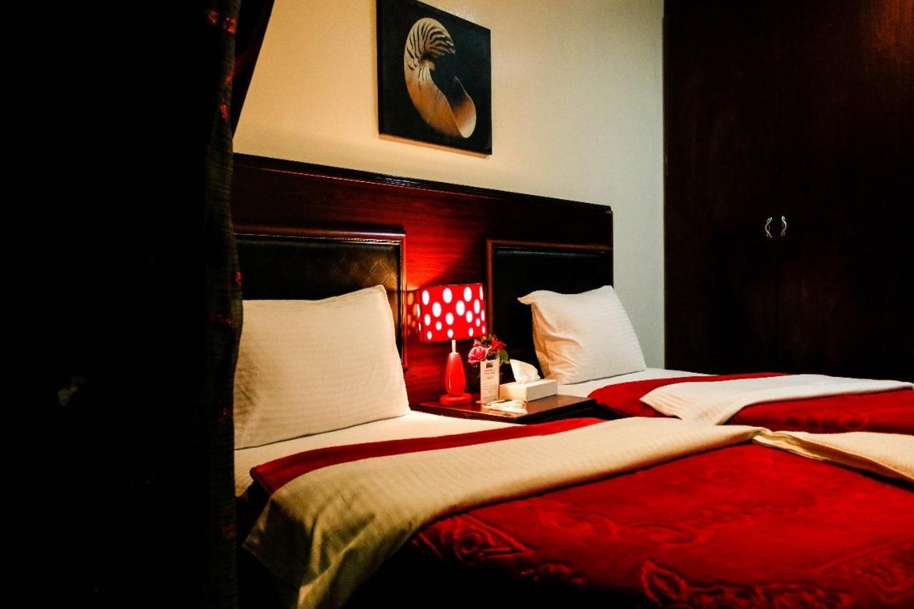 דובאי Karoon Hotel מראה חיצוני תמונה